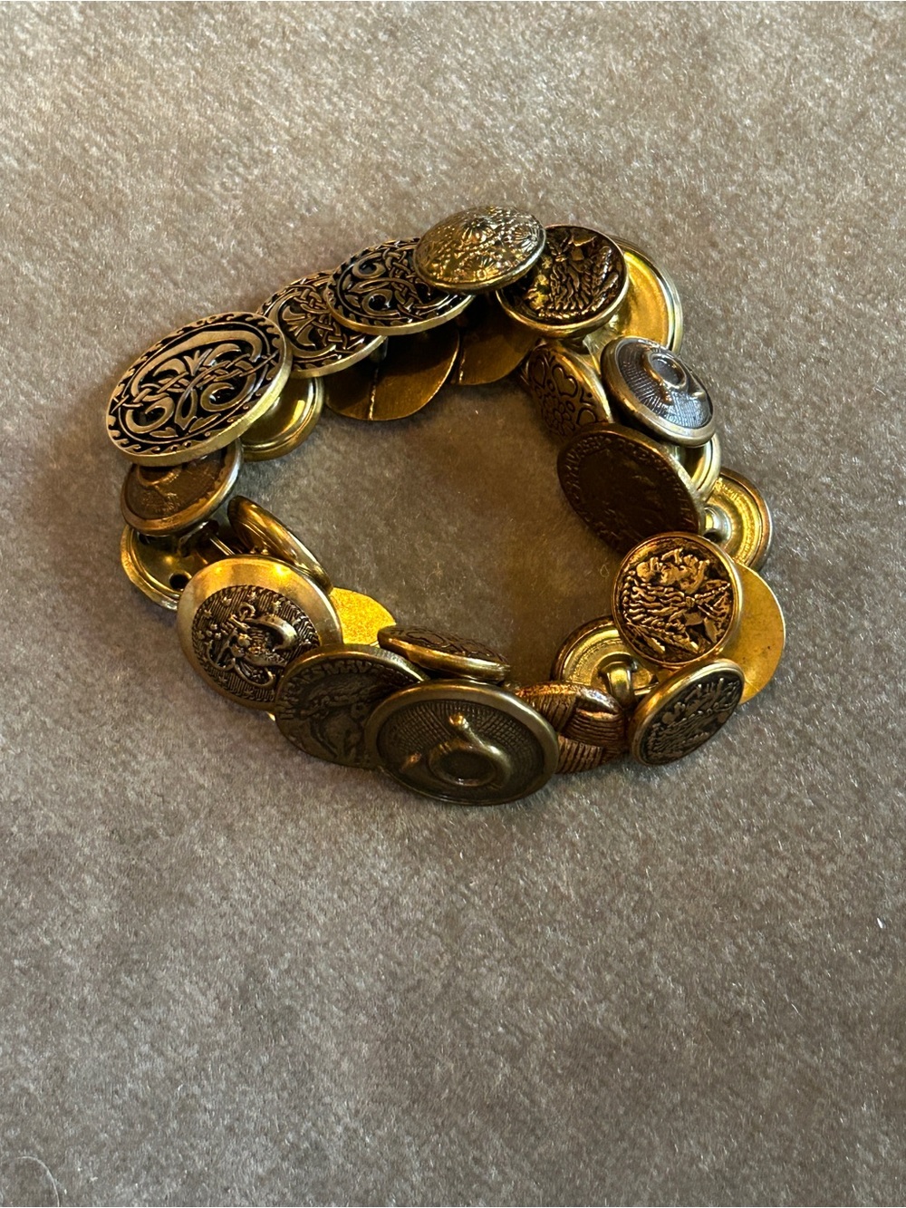 Gold vintage Button stretch Bracelet - Women Jewelry